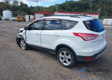 2014 Ford Escape Se z USA, uszkodzony, nr VIN 1FMCU9G98EUC77372